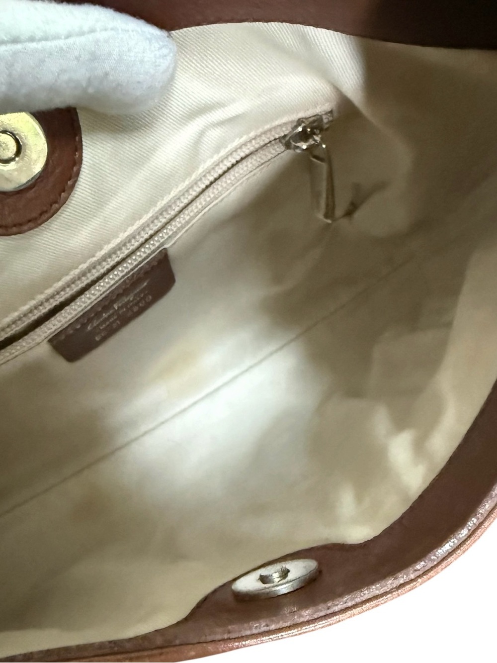 Salvatore Ferragamo Vintage Brown Leather Shoulder Hobo Bag with Dust Cover - Picture 12 of 16